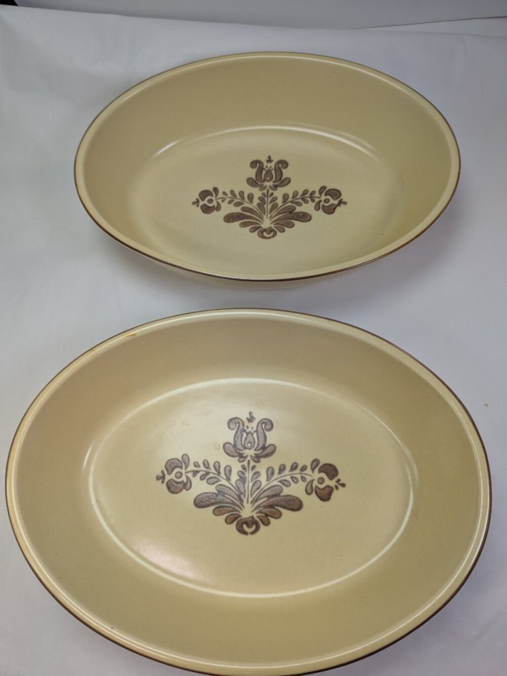 Vintage Pfaltzgraff Village (2) Oval Vegetable Serving Bowls Nesting Farmhouse